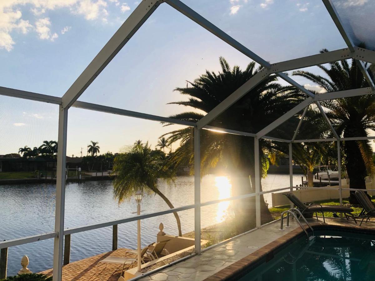 Villa Catalina Isles - Holidays In Paradise Кейп Корал Екстериор снимка